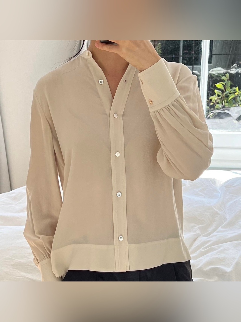 Everlane Elegant Cream Button-Front Silk Blouse 6